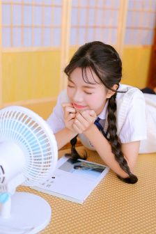 《漂亮的女邻居》hd韩国